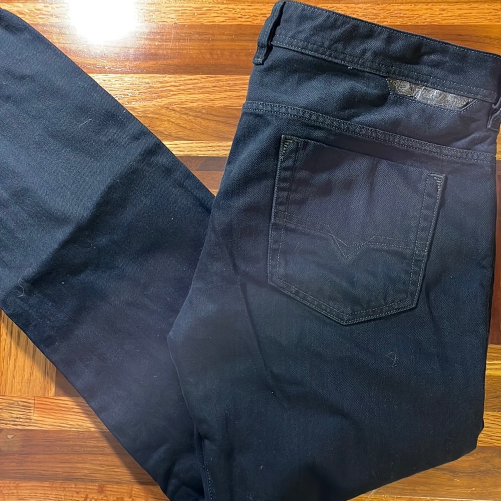 Diesel mens 38x30 black slim straight denim jeans